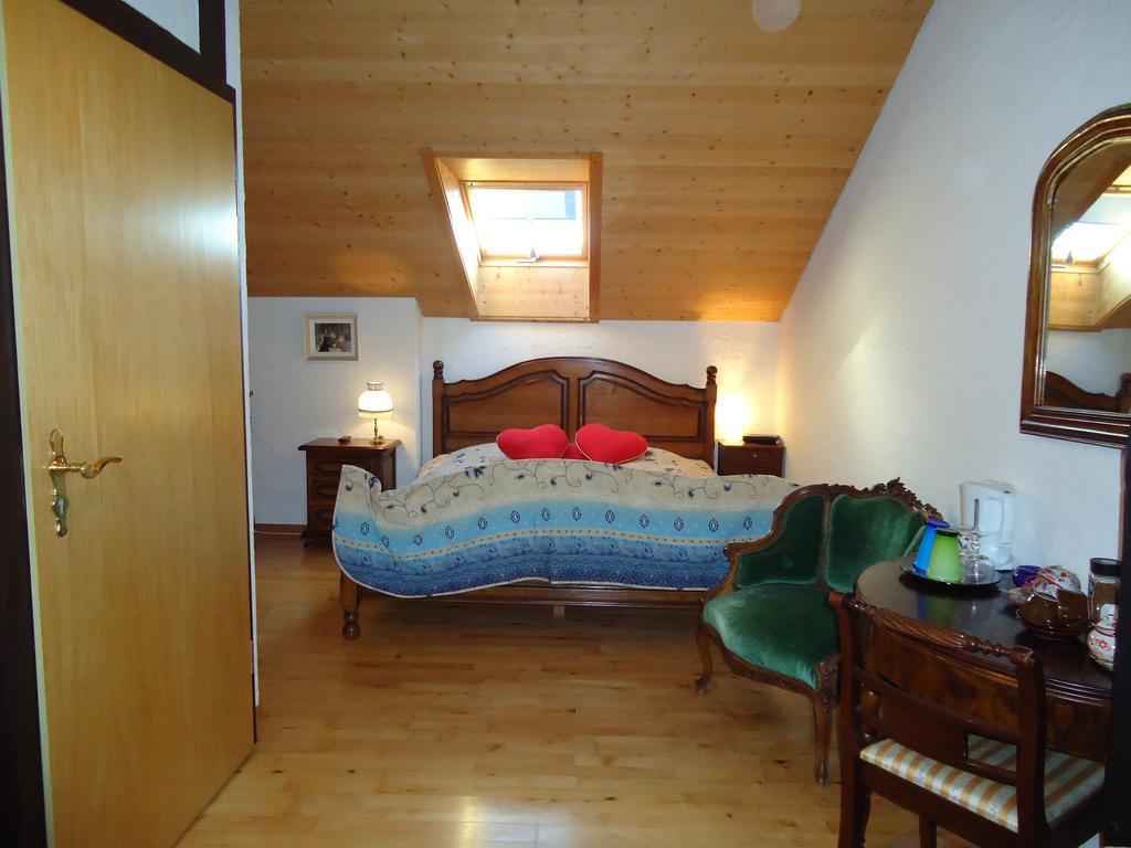 Gite Rural 1666 Saignelégier Szoba fotó
