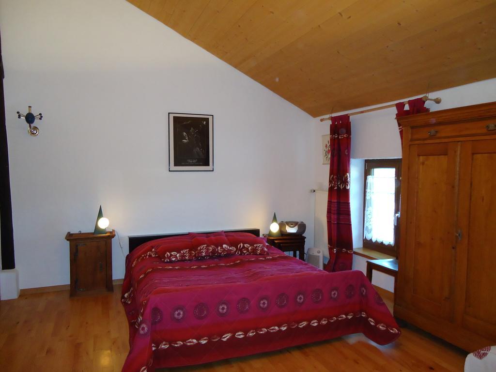 Gite Rural 1666 Saignelégier Szoba fotó